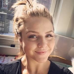 Meet your Posher, Stephanie